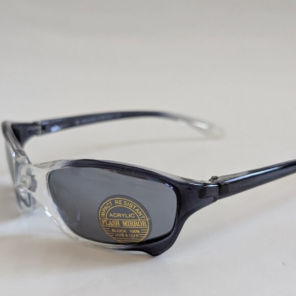 NWT Vintage 90's Kids Acetate Sporty Sunglasses (2 Tone Crystal Black) - Picture 3 of 5